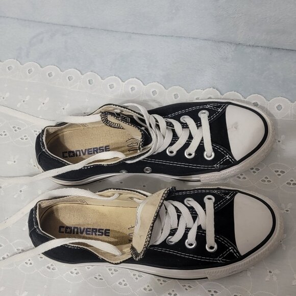 Classic Converse All Star Low Top Canvas Shoes. Unisex Men's 5, Women's 7. - Picture 6 of 8